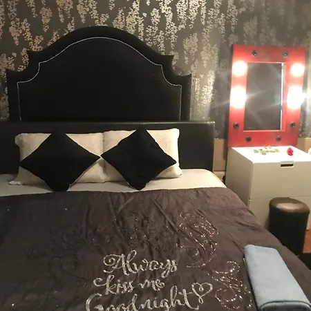 Phidias Boutique * Peja